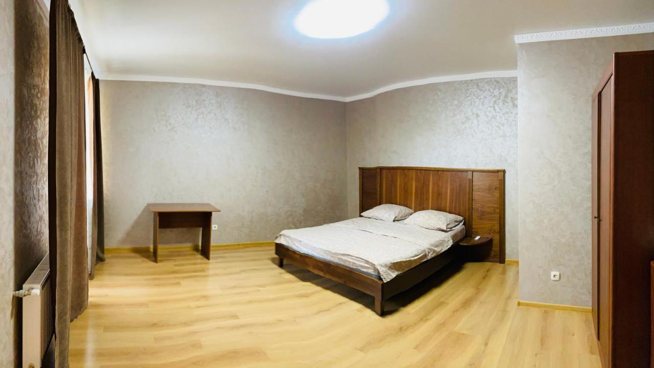Appartement Ogienka 2B, Center Lutsʼk Extérieur photo